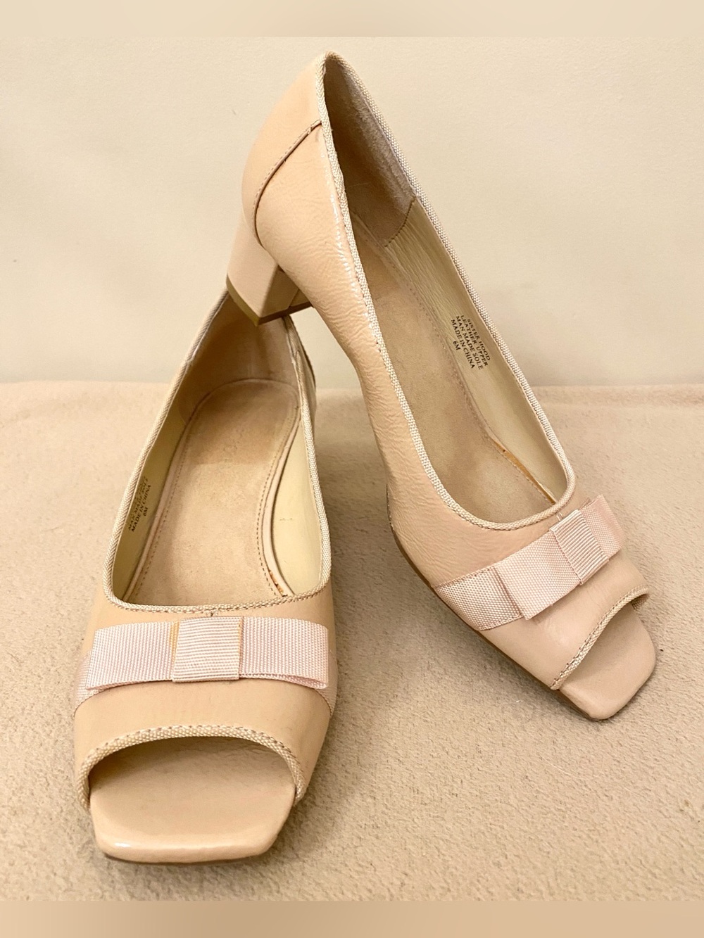 Aerosoles Sister Hood Cream Pink 6 Ribbon Bow Coquette Y2K Patent Leather Pumps